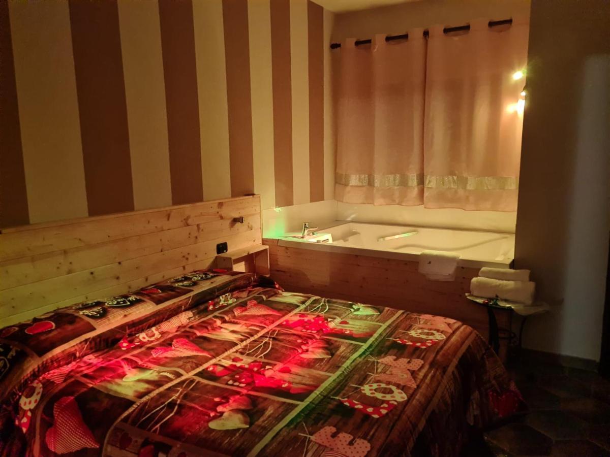 Hotel Sirio Boscotrecase Екстер'єр фото