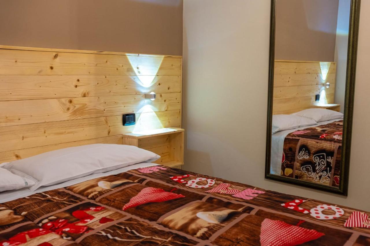 Hotel Sirio Boscotrecase Екстер'єр фото