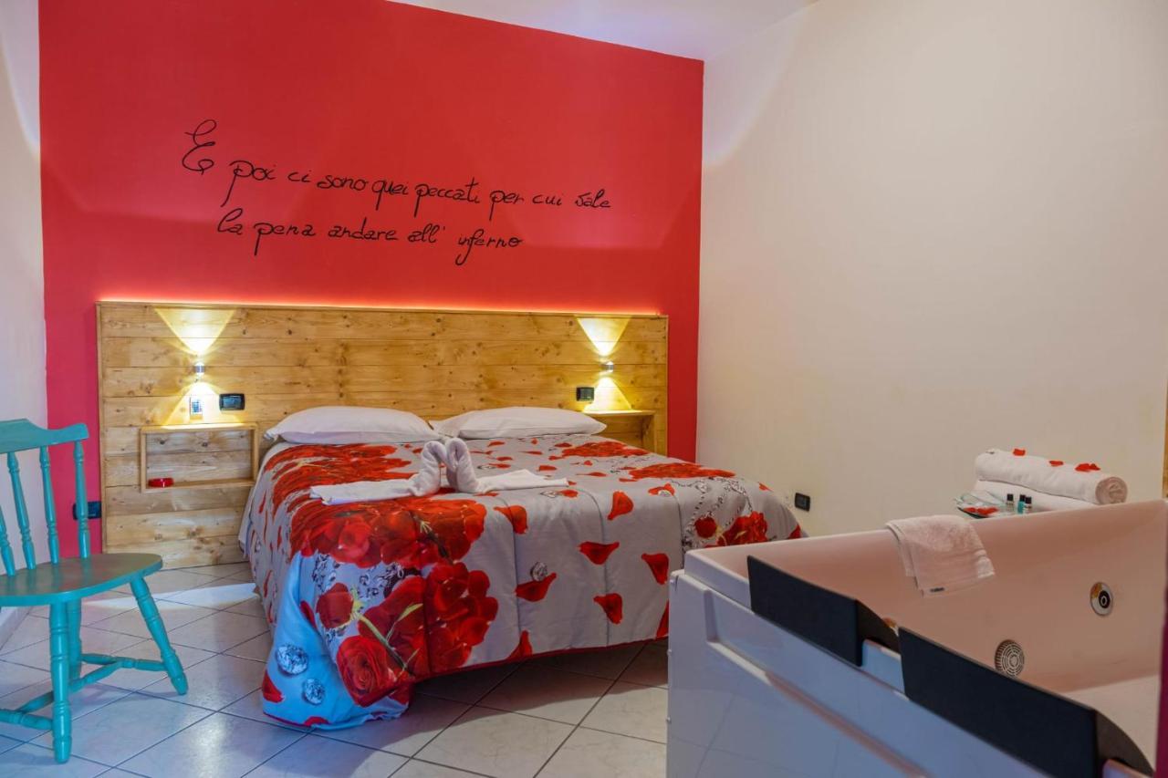 Hotel Sirio Boscotrecase Екстер'єр фото